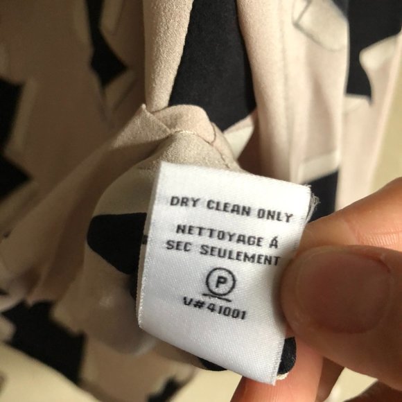 DIANE VON FURSTENBERG THERESA BLOUSE SIZE 2 - Picture 8 of 10